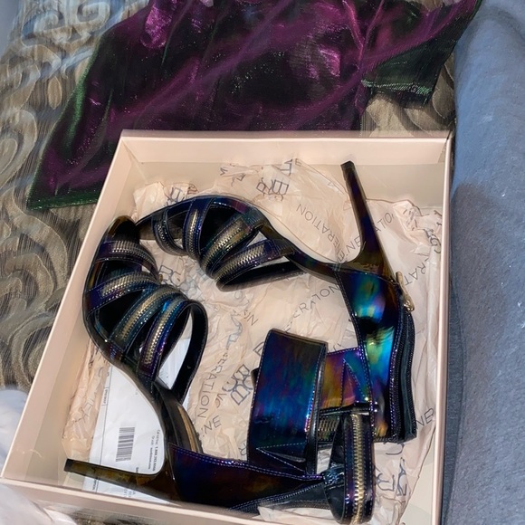 BCBGeneration heels - Picture 2 of 8